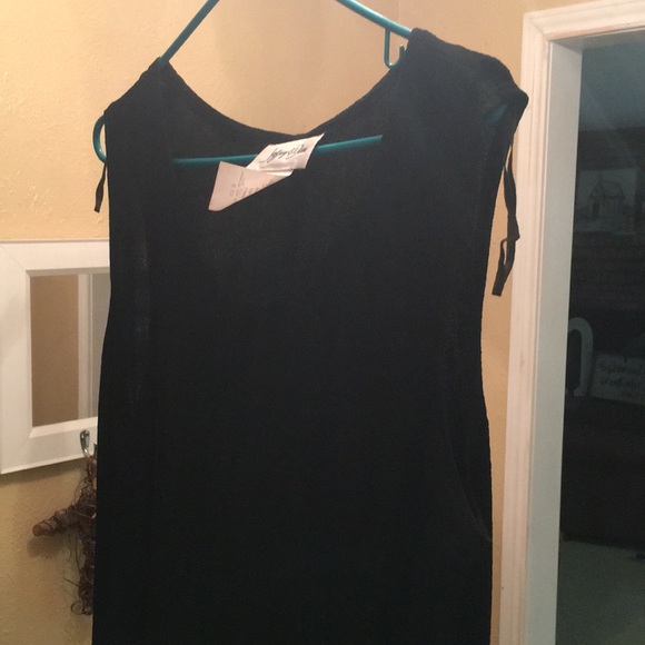 Dress - Picture 5 of 5